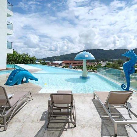 Sea View 2Br Apartment Oceana C35, Just 5 Min Walk To Pantai Kamala Bagian luar foto