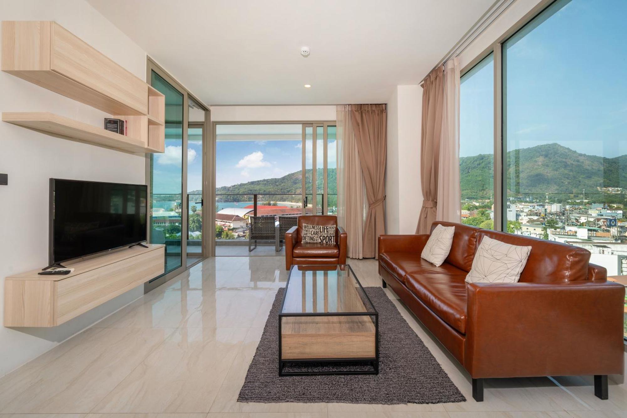 Sea View 2Br Apartment Oceana C35, Just 5 Min Walk To Pantai Kamala Bagian luar foto